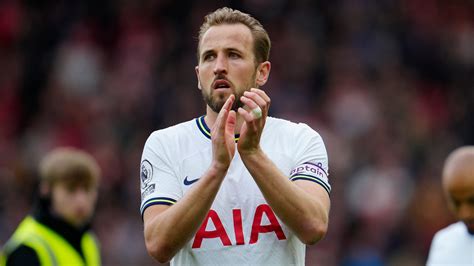 England captain Harry Kane leaves Tottenham for Bayern Munich in search for trophies